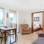Turystyczna By Renters Apartament *
