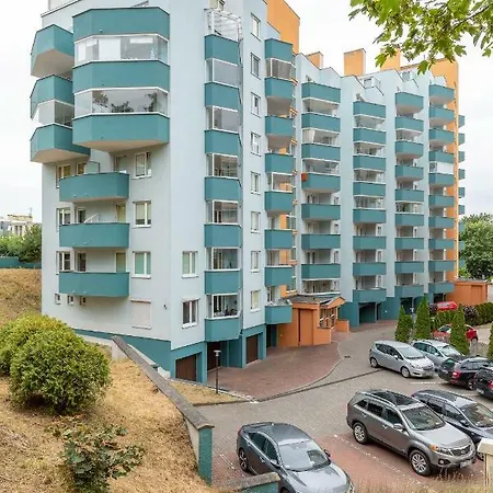 Comfy With Balcony Turystyczna By Renters *