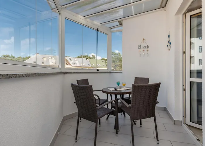 Comfy With Balcony Turystyczna By Renters Apartamento Miedzyzdroje