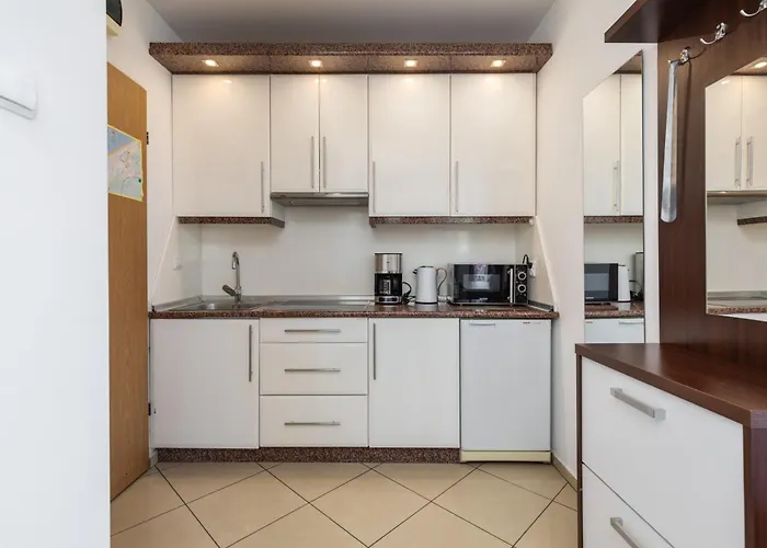 Comfy With Balcony Turystyczna By Renters Miedzyzdroje