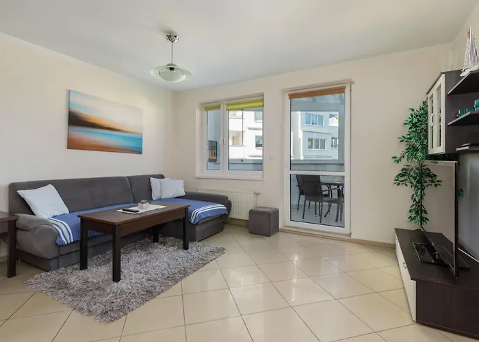 Comfy With Balcony Turystyczna By Renters Apartamento *