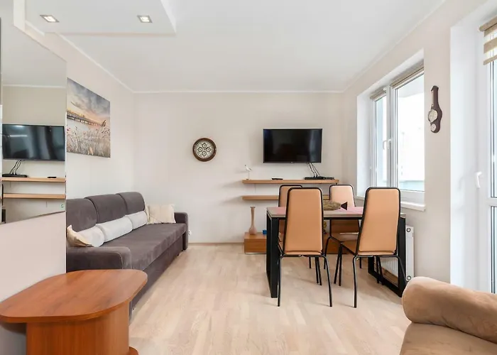 Comfy With Balcony Turystyczna By Renters *